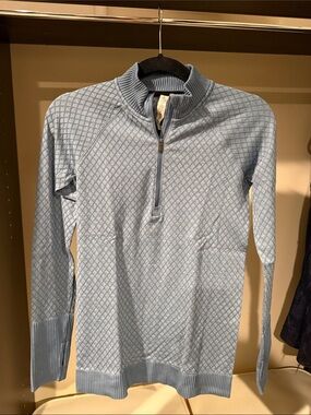 Lululemon Women’s Quarter Zip